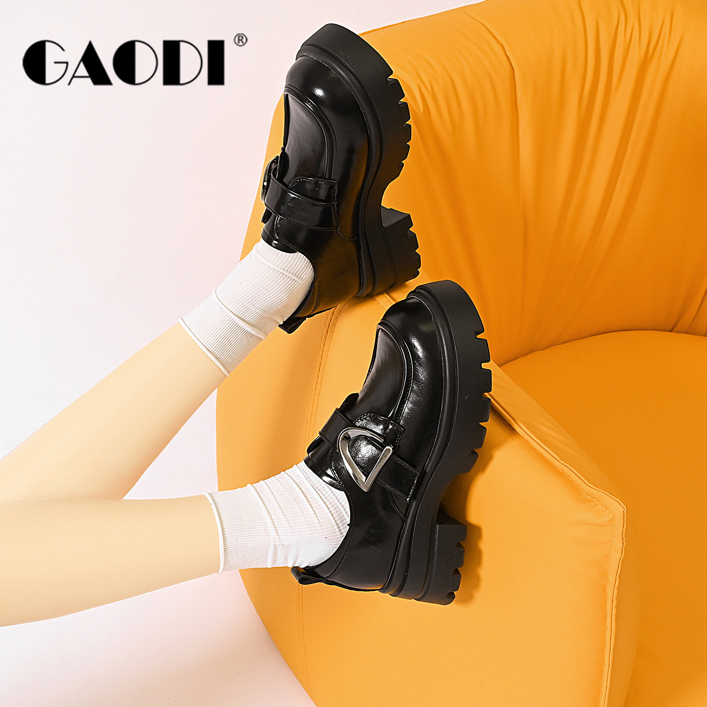 高蒂2026春季新款英伦风厚底乐福鞋女黑色小个子增高百搭松糕鞋