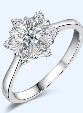 色莫桑钻克拉花语戒指Young抖音