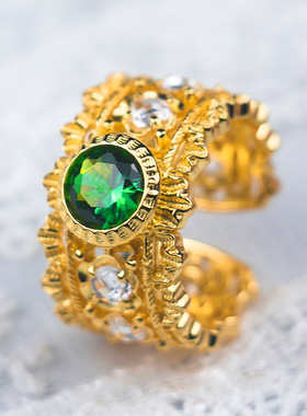 布契拉工艺花边绿宝戒指女
