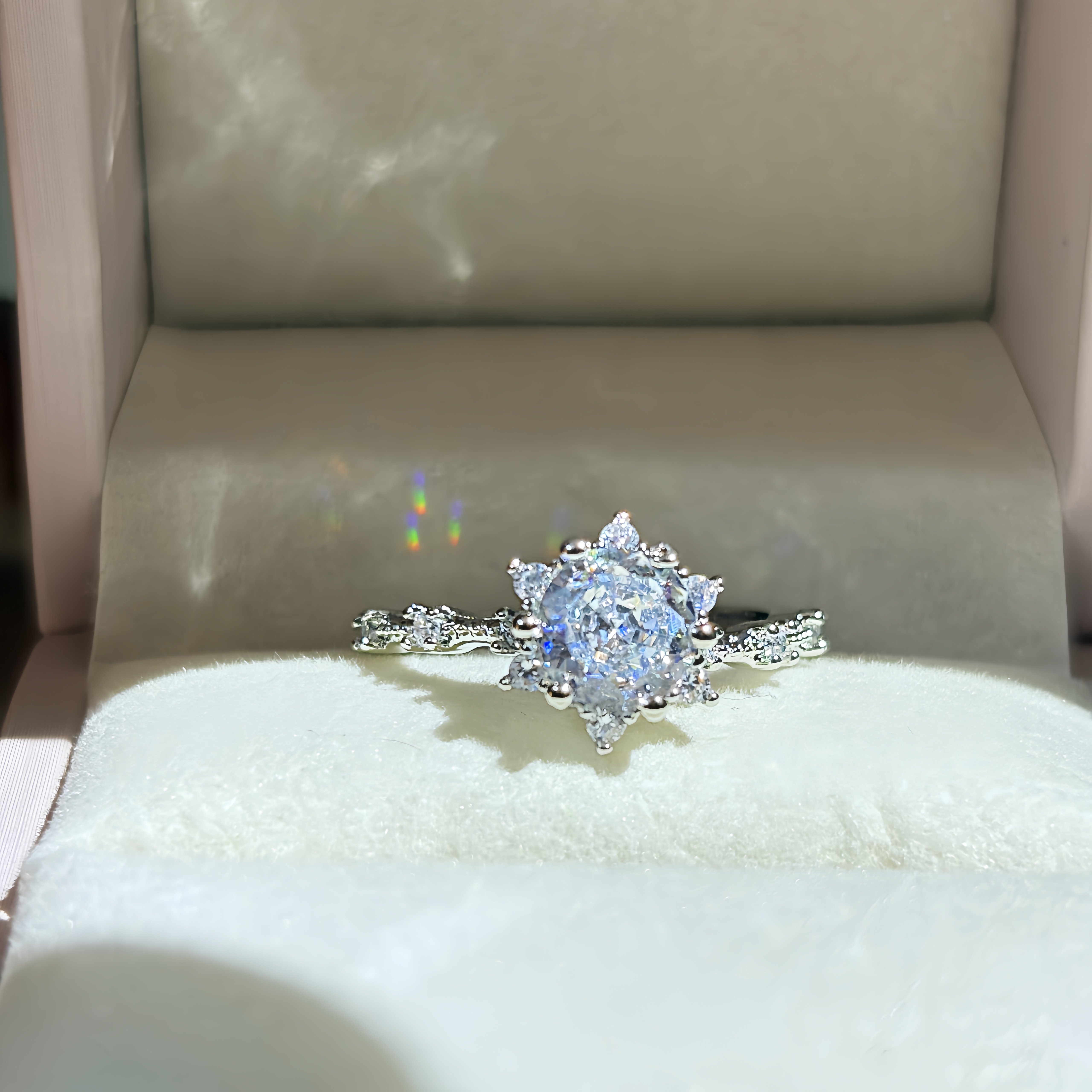 纯银S925八心八箭仿莫桑钻锆石六角雪花戒指女简约蕾丝开口戒子女