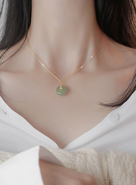 Young925纯银仿和田玉锁骨链女圆形平安扣轻奢感金色项链小众设计