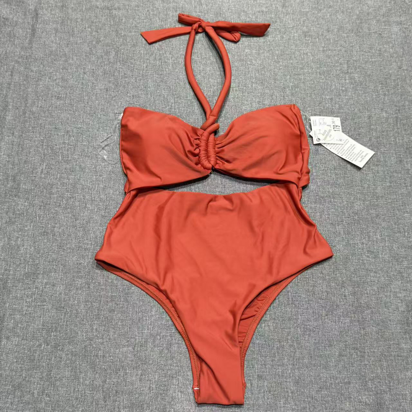 出口欧美女士成人抹胸挂脖粗绳性感露胸大露背简约三角连体游泳衣