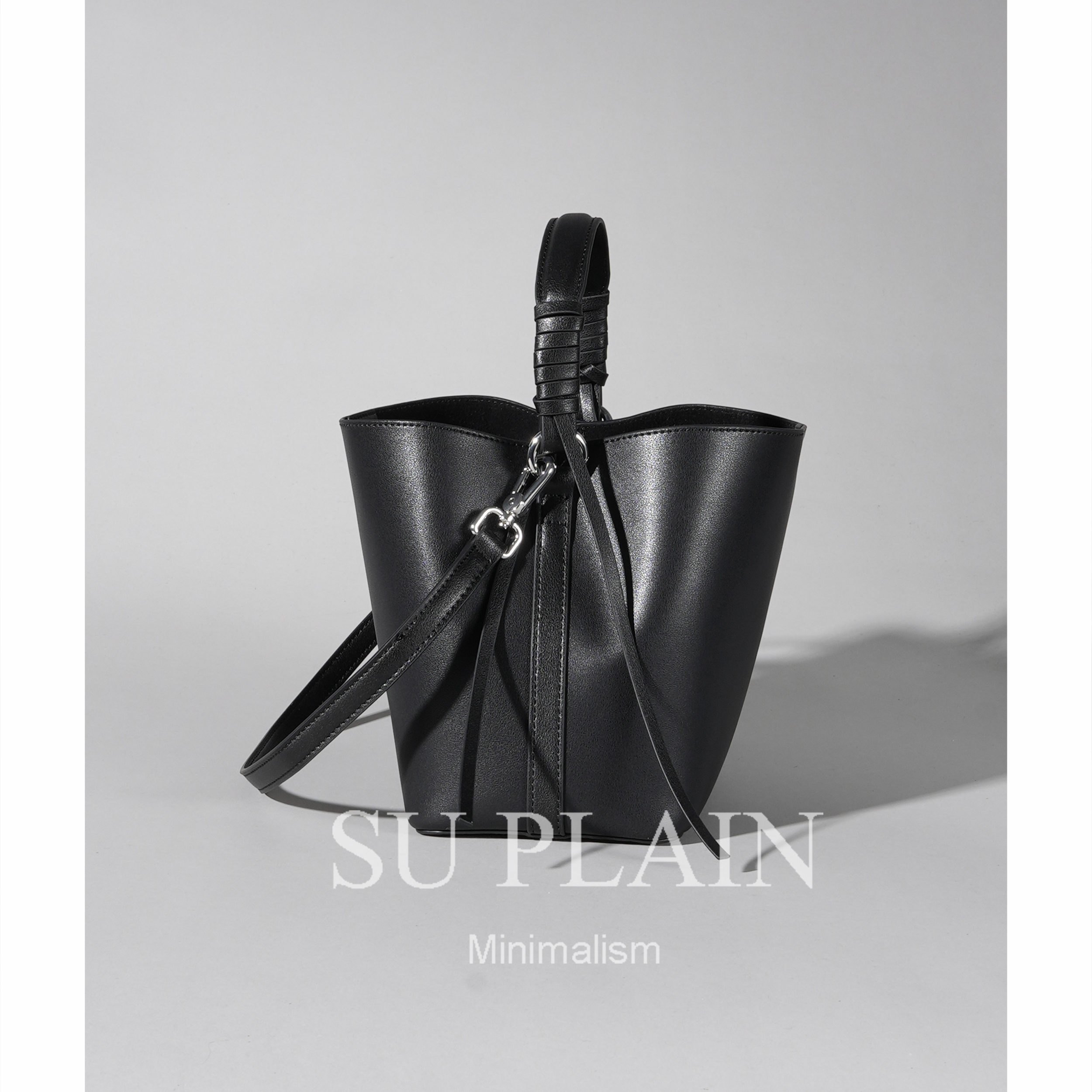 SUPLAIN/SUPLAIN真皮水桶包小众百搭简约通勤百变单肩斜挎手提