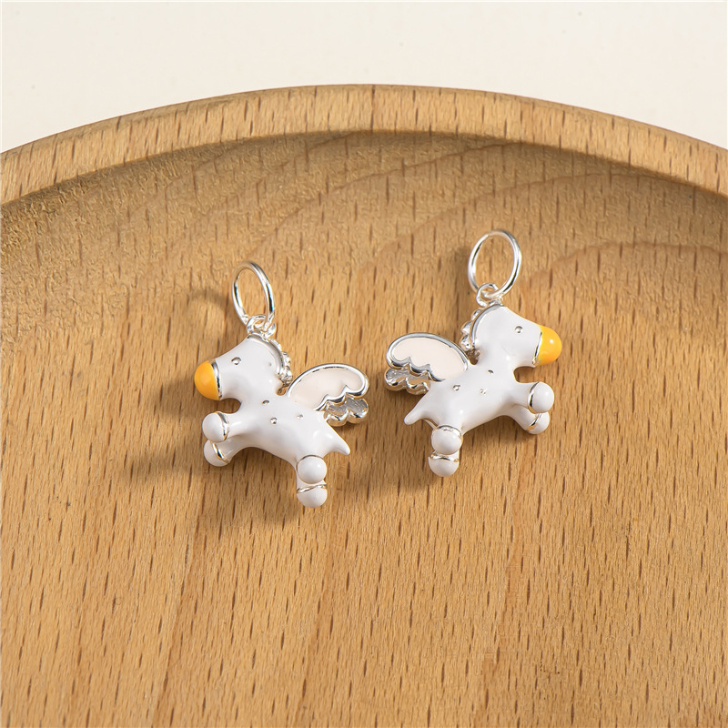 云尚服饰S925纯银挂件电镀滴胶白马挂件小飞马吊坠DIY手链项链