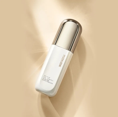 正品日本MOOKLOOK茉珂鎏光焕采乳液亮肤保湿减纹