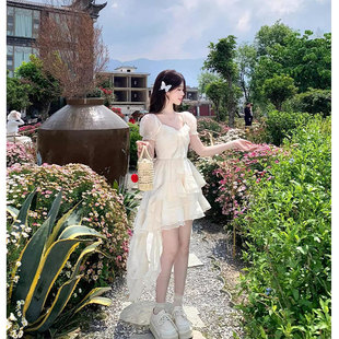 温柔风不规则拖尾裙摆连衣裙夏日少女感甜美初恋泡泡袖 法式 仙女裙