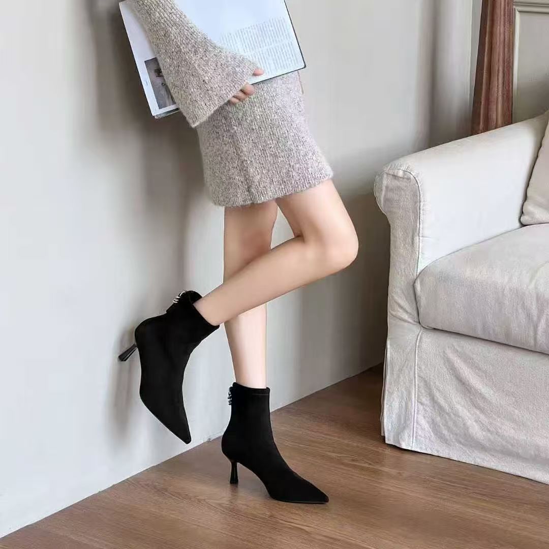 一代佳人6公分绒面高跟短靴女尖头细跟瘦瘦靴弹力靴女靴子26G3535