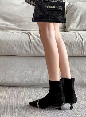 一代佳人3公分尖头高级感女短靴水钻黑色绒面弹力瘦瘦靴潮26K3620