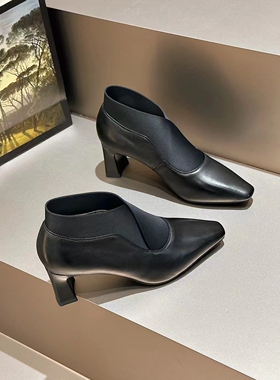 专柜正品秋冬新款188323欧洲站时装胎牛皮细跟裸靴气质百搭高跟
