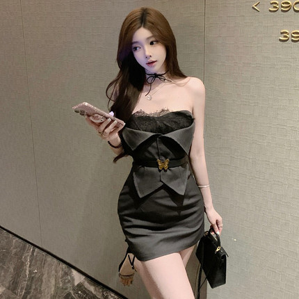 辣妹性感名媛气质蕾丝拼接抹胸连衣裙高级感假两件修身包臀短裙子