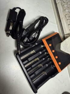 品牌18650-26650充电器 英规 限够3个