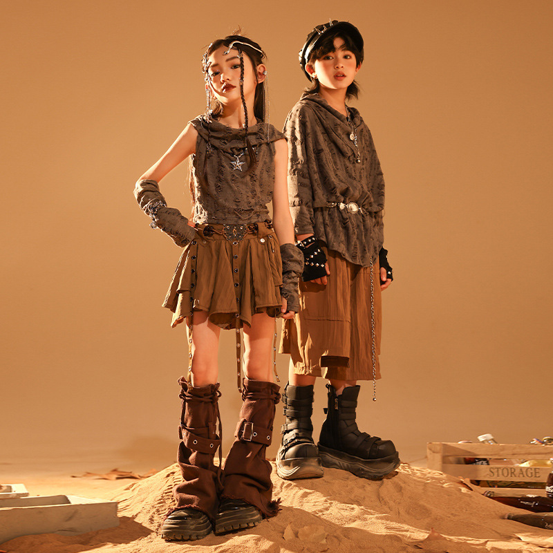 街舞儿童潮服hiphop男童嘻哈酷帅短袖套装女童废土风爵士舞演出服