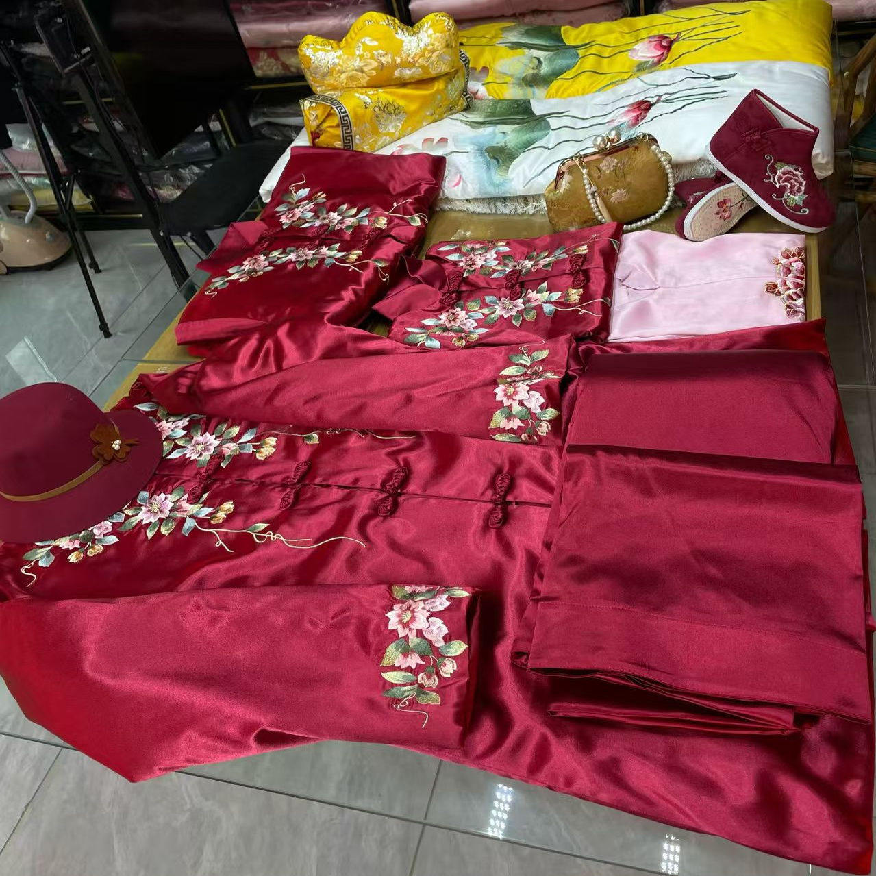 中老年寿衣女高档真丝刺绣全套装