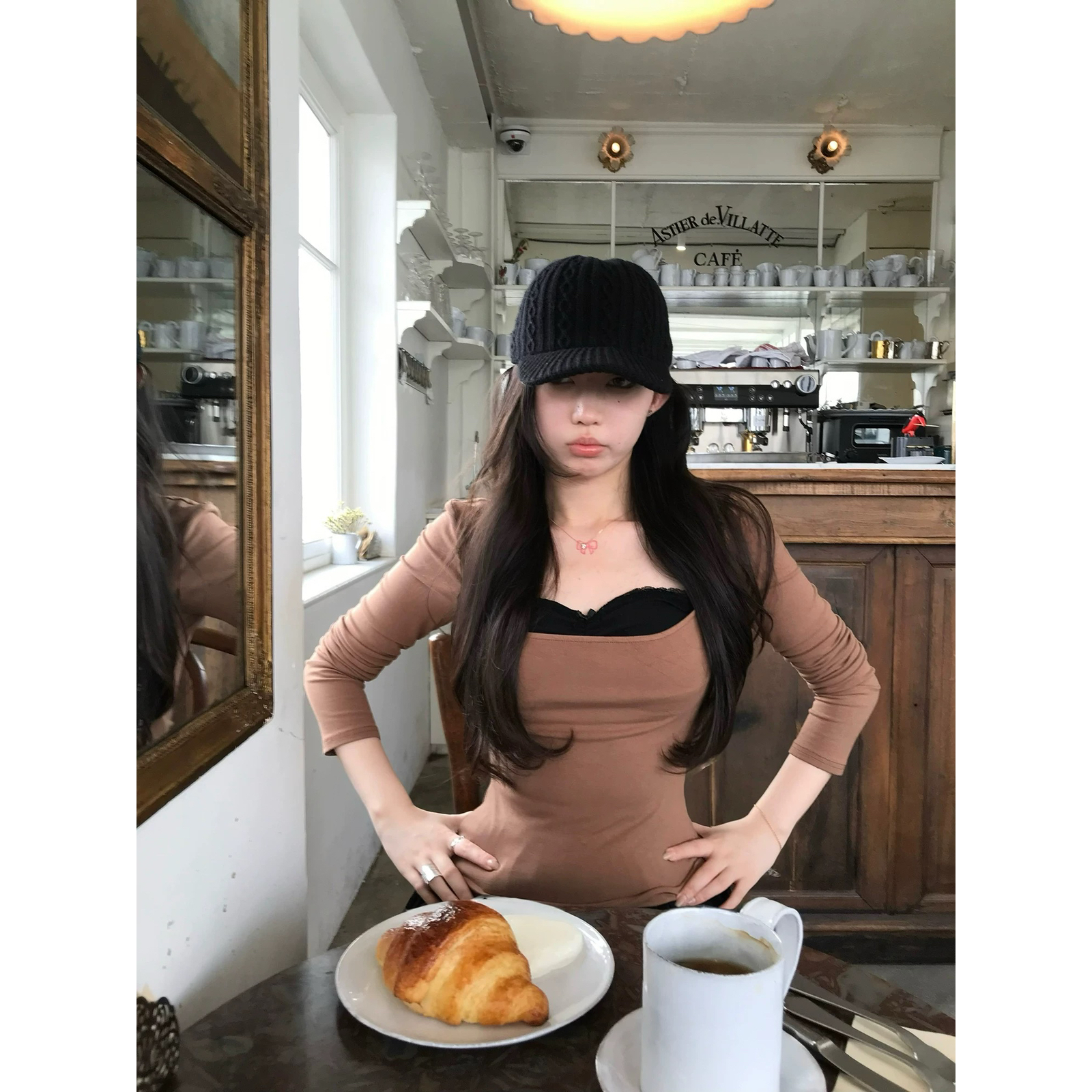 深冬上新大方领撞色假两件加绒上衣（自带胸垫）打底衫