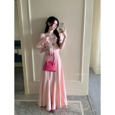 DARA ROSE-气质粉色条纹斜领露肩修身收腰显瘦鱼尾包臀长裙连衣裙