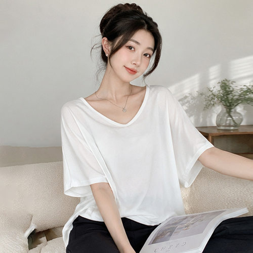 松弛感宽松蝙蝠袖V领短袖女2026夏季新款薄款休闲百搭白色T恤上衣