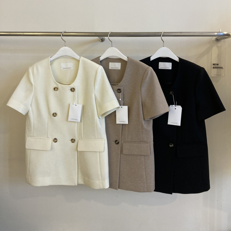 高级感圆领双排扣西装外套女2025夏季新款韩版宽松短袖小西服上衣
