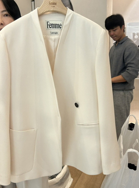 东大门V领小西装外套女2026春季新款韩版宽松休闲时尚一粒扣西服