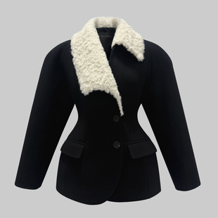 2025年冬季新款韩版修身显瘦沙漏加厚不对称毛领拼接羊毛呢外套女
