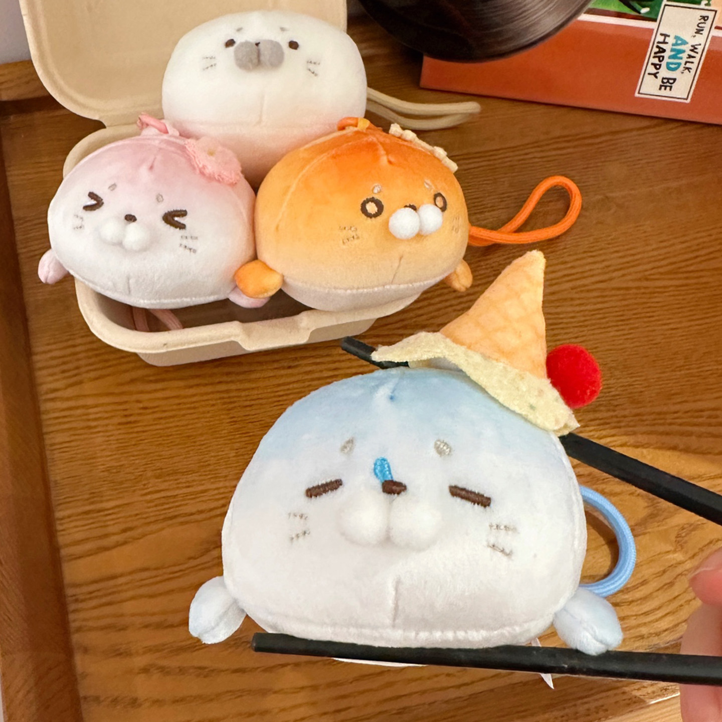 小面豹玩偶挂件可爱海豹公仔