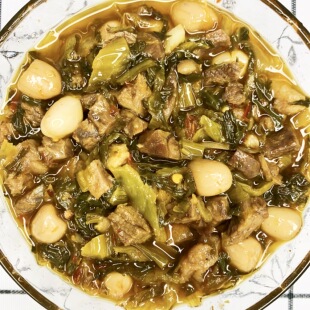 【初八发货】私房酸菜牛肉酱酸辣牛肉丁纯手工制作卤味私房菜佐餐