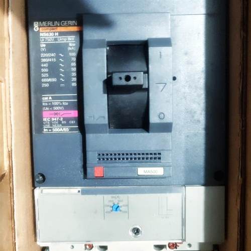 施耐德 NS630H  250-630A询价