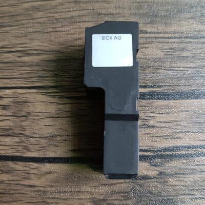 现货销售 SICK FX3-MPL000001 1043700 原装拆机 成色漂亮 包询价