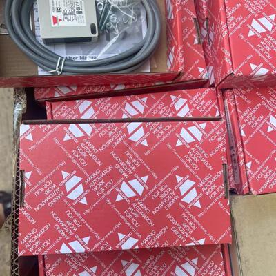 PC50CND20RP原装进口瑞士佳乐方形继电器输出光电开关传感器C询价