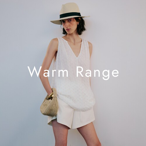Wram Range 重工满幅绣花肌理感V领无袖上衣