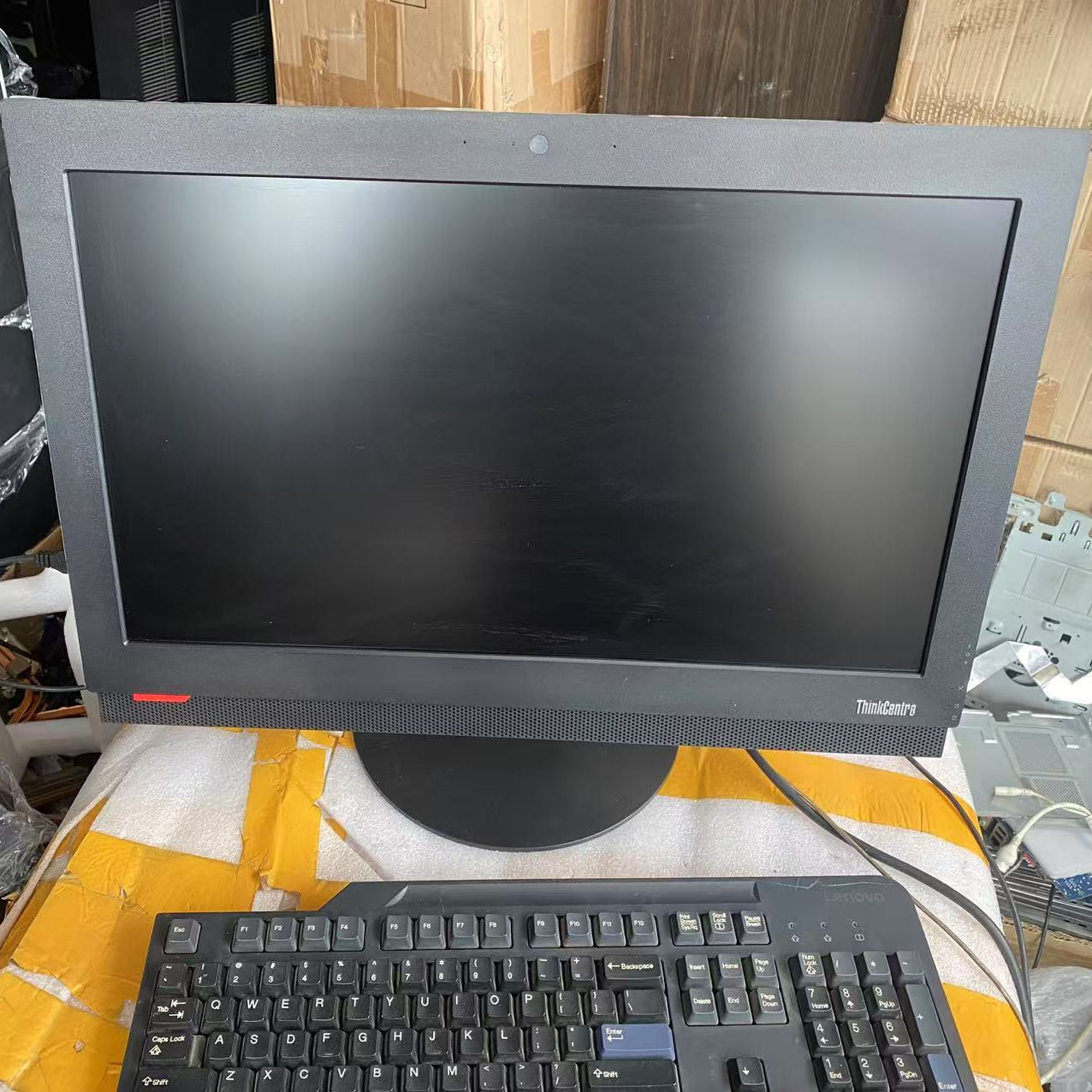 联想ThinkCentre21.5寸一体机