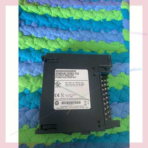 议价触摸屏PFXSP5500TPD，外观功能完好。原表面