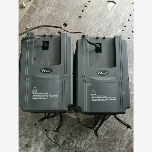 变频器CM530-A04T1R5G/2R2PB