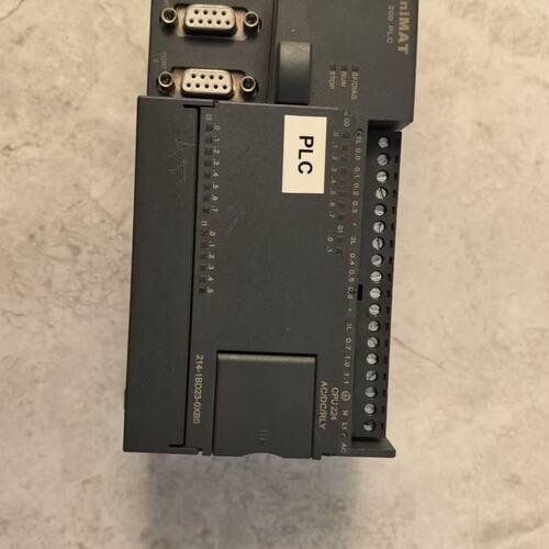 议价Umat UN-200 PLC，原件，成色如图，