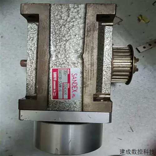 议价SANDEX7DU-04072RS3VW1X邮费自理