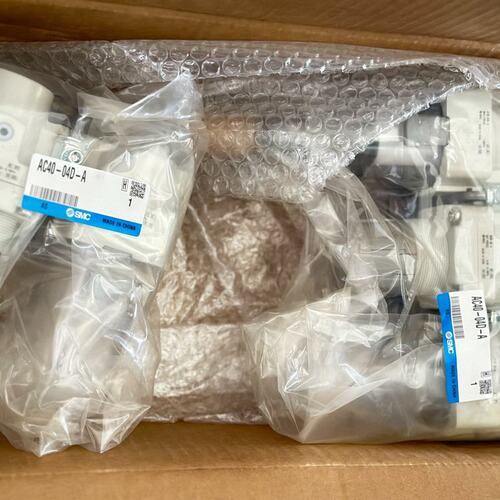 议价油水分离器AC40C-04D-A，原包装未拆，正品