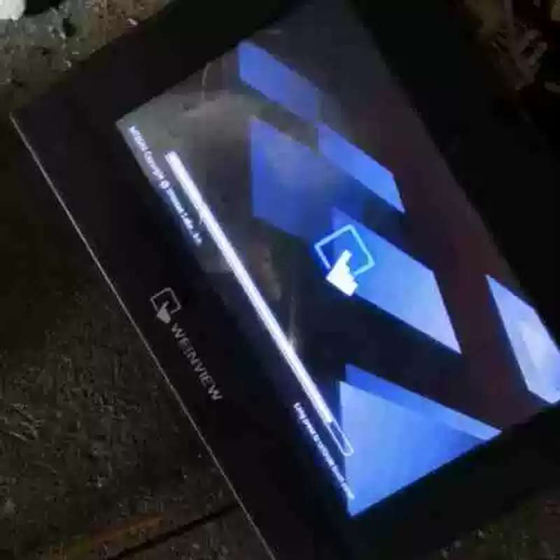 议价MT8070iH触控屏幕,一台触摸失灵