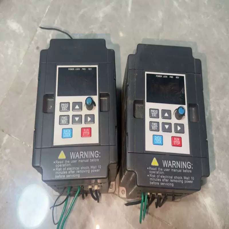 议价变频器DV130-2S1.30G,220v1.可维修