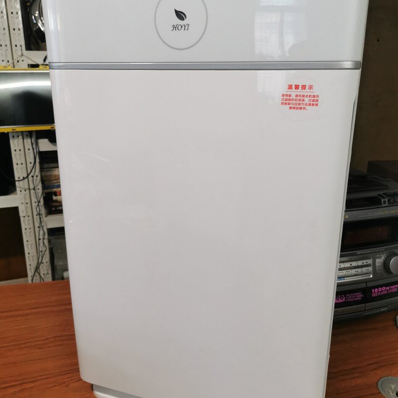 议价弘宜空气净化器几乎外壳有磨擦痕迹其实机子没用过滤芯已