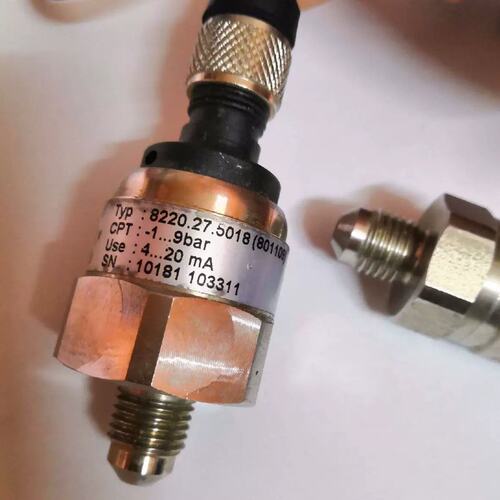 议价KOMA急速冷冻压缩机感测器-1-9bar/4-20ma低压压力感测器