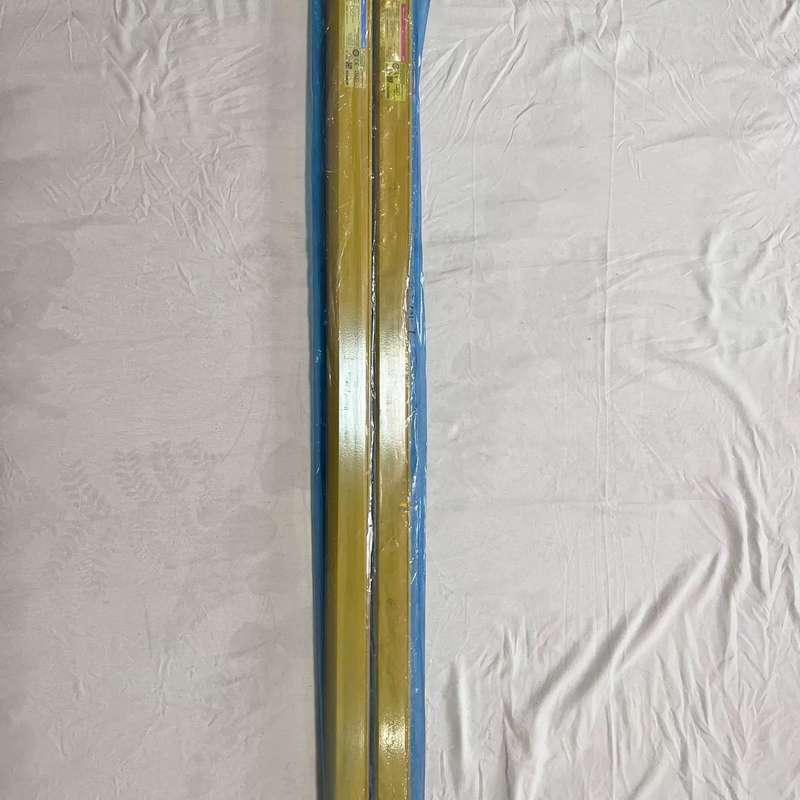 议价光栅SL-V52HM一对，有一根蓝色包装袋未拆，没有使