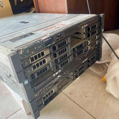 议价戴尔R730服务器，2U机架式，8盘位，双路E5 v3/v4