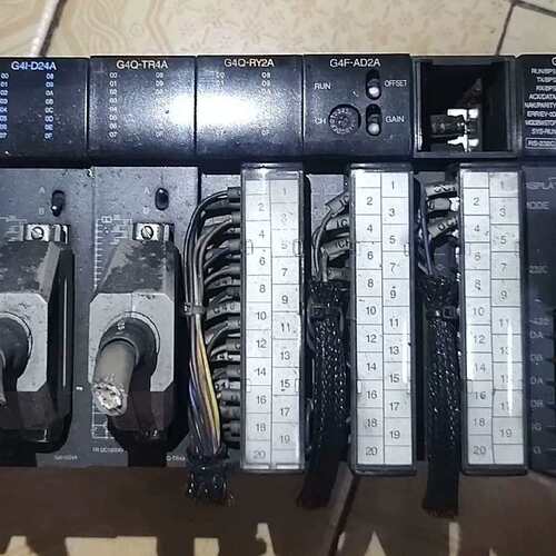 G4Q-TR4A 1 G4F-AD2A 1 G4L-CUEA 1 GM4-DMMA 2 少了盖子，知什麽