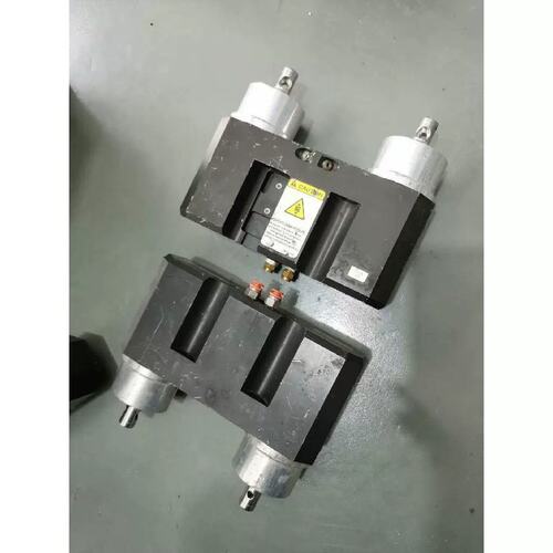 议价VAT阀门233837，0340X-CA24-BFP1，两个
