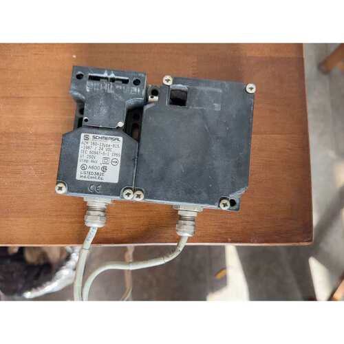 议价施迈赛安全门开关+AZM160-13YP-1987+24