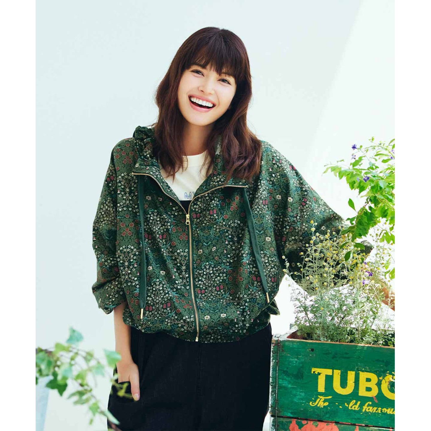 纯棉防晒莫里斯绿色印花短外套