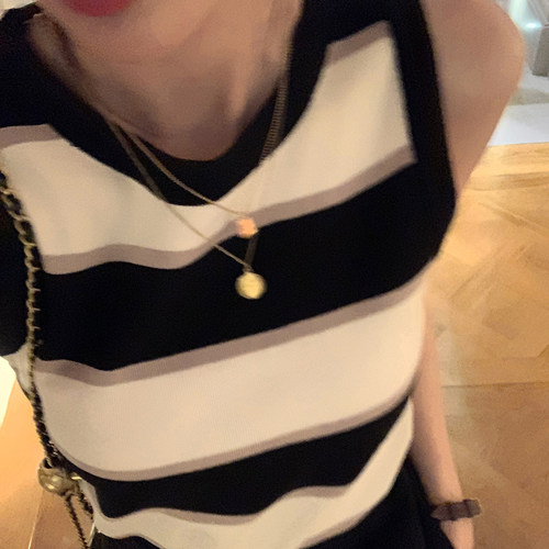 bigyu韩系气质无袖条纹背心