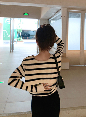 bigyu 春秋设计感大翻领~百搭修身复古条纹针织衫女长袖套头毛衣