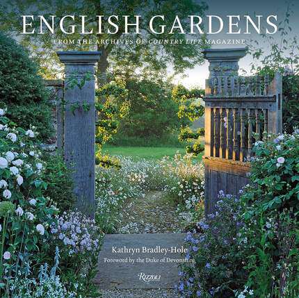 ENGLISH GARDENS 英国花园：来自《乡村生活》杂志的档案