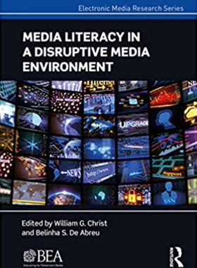 预售 按需印刷 Media Literacy in a Disruptive Media Environment