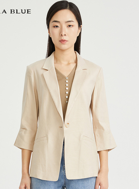 cara blue 喀啦 小西装上衣 气质修身简约百搭KC221MWJ0020